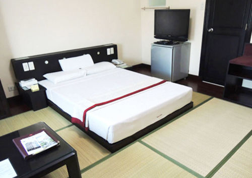 Hotel Asia Cebu Exteriör bild